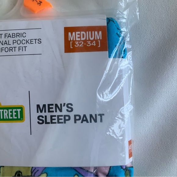 Sesame Street Medium Sleepwear - Picture 4 of 6